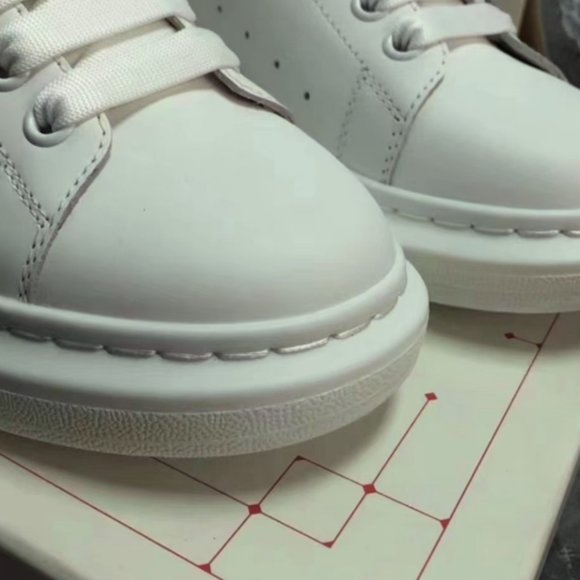 ✅Alexander McQueen fashion women casual shoes - Picture 5 of 8